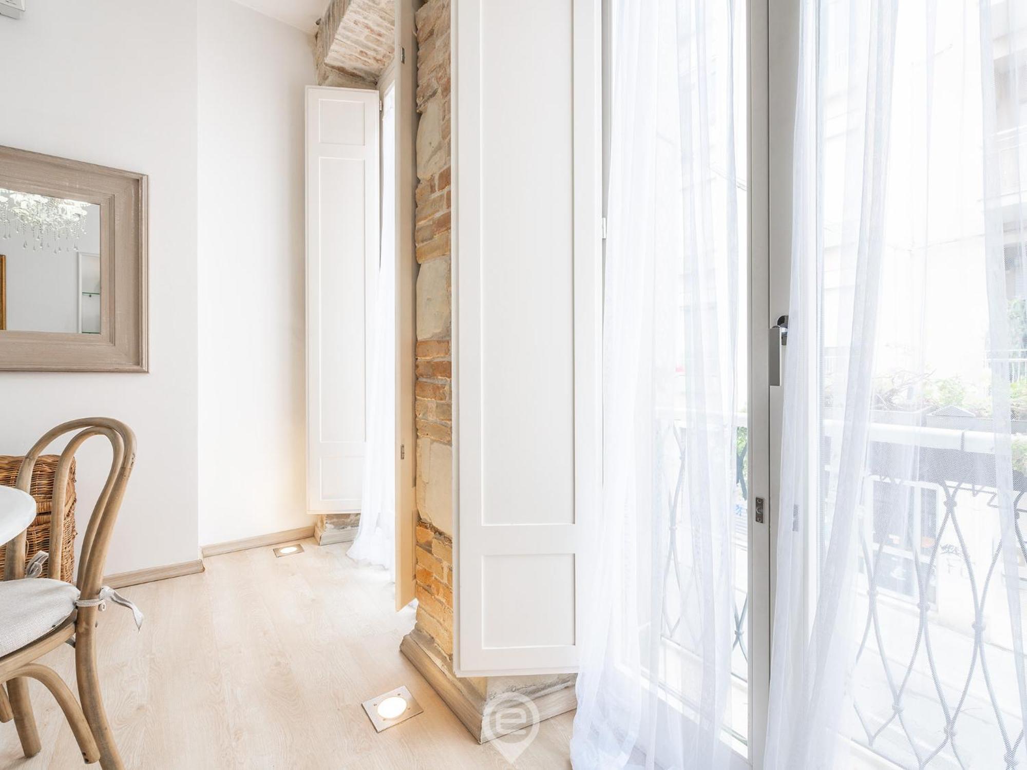 Charming Apartment In The City Center Cagliari Esterno foto